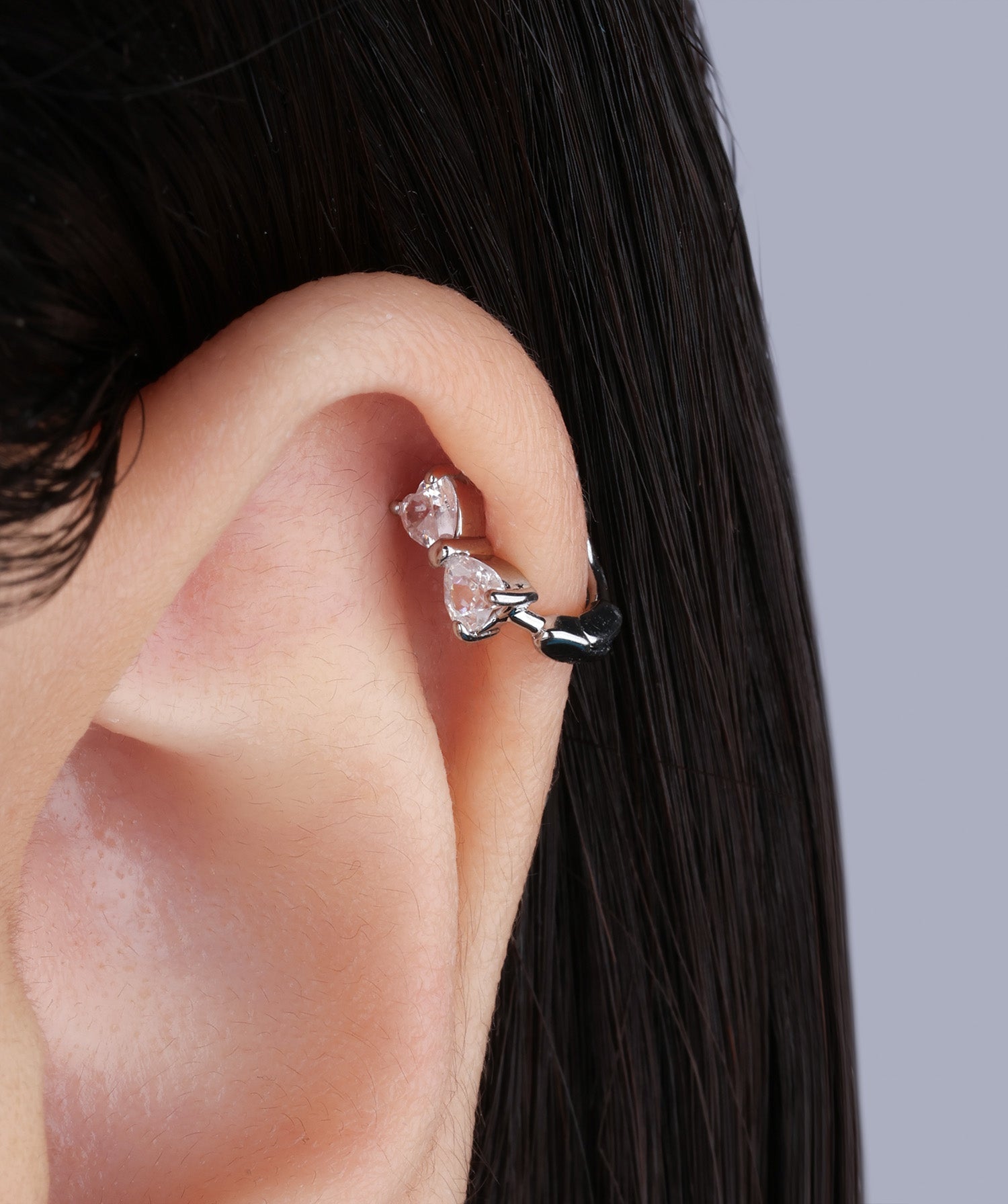 Heart Bow Huggie - OumoJewelry