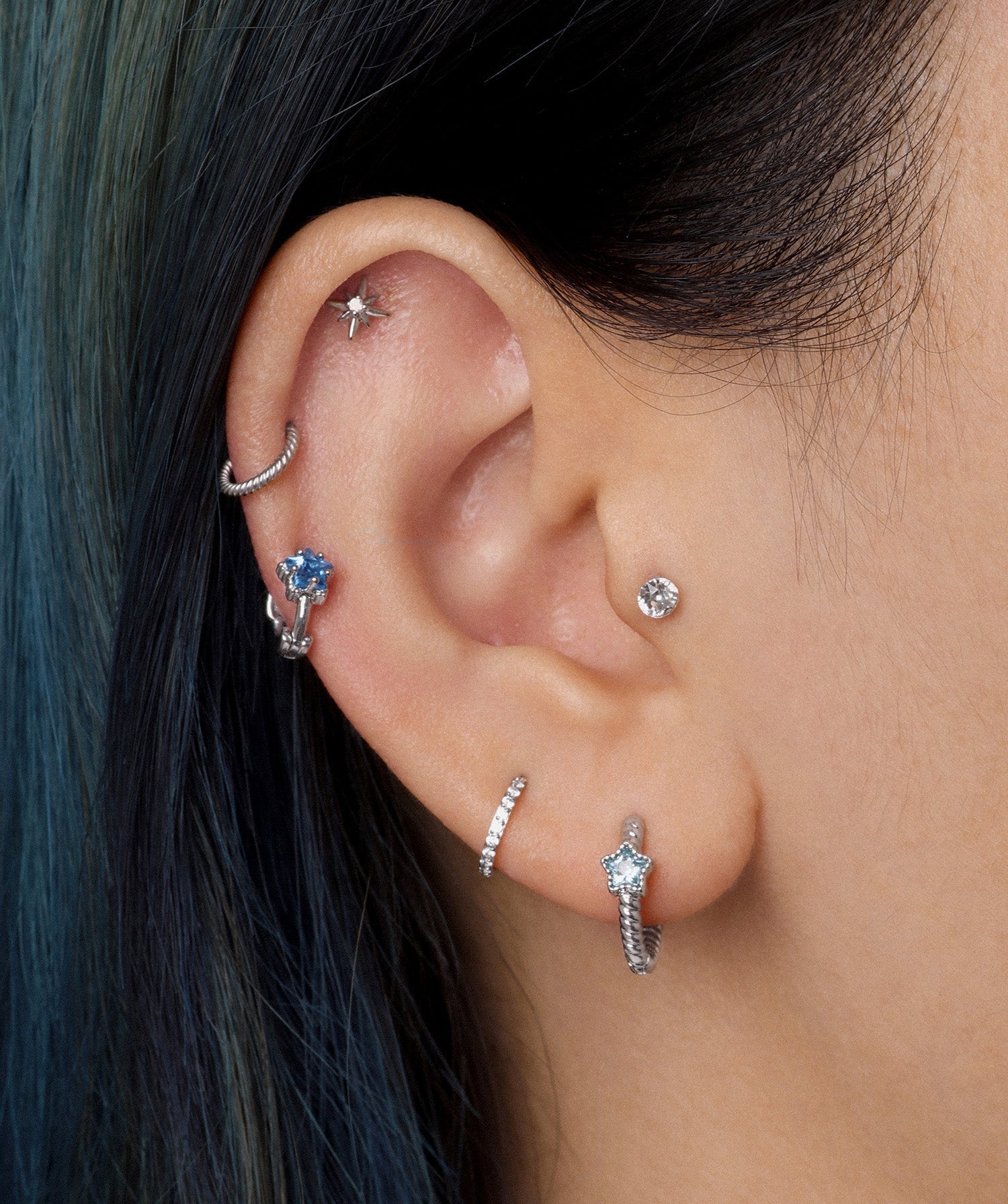 Charming Star Helix Hoop - OumoJewelry