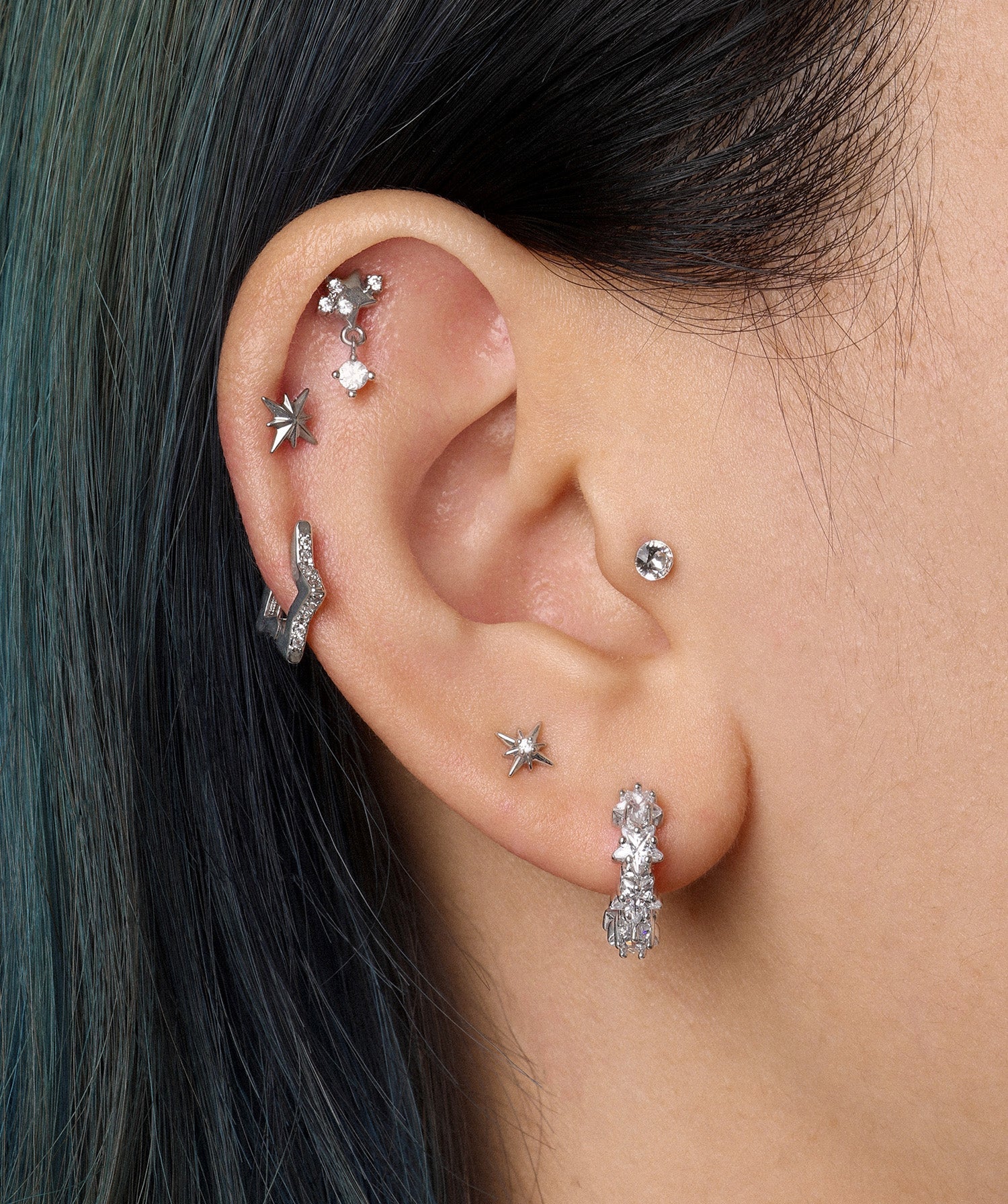 Star Helix Hoop - OumoJewelry
