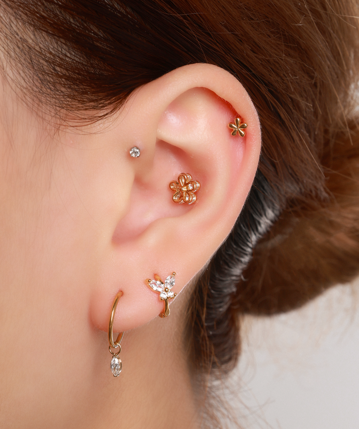 Shiny Flower Flatback Stud - OumoJewelry
