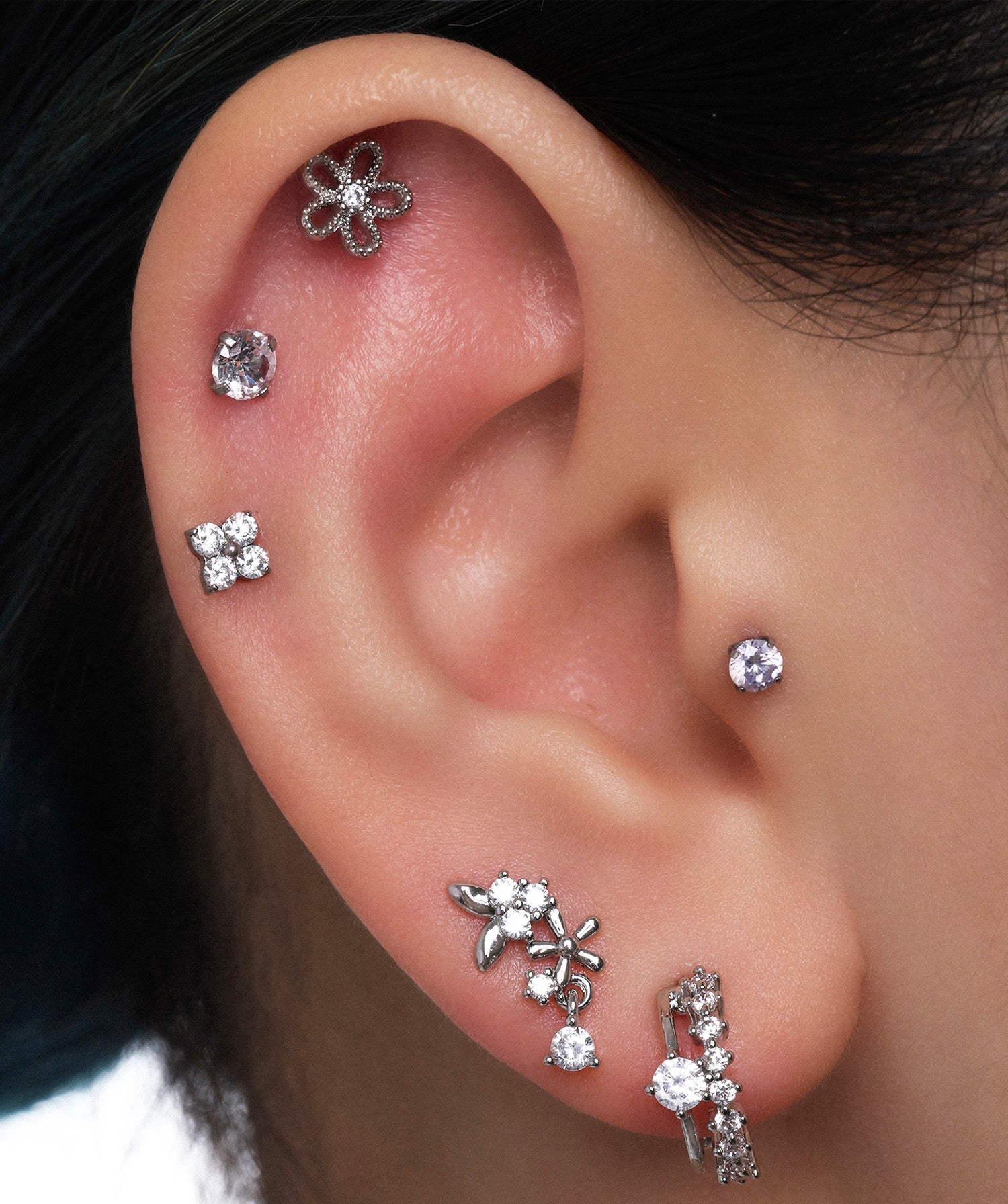 Floral Flatback Stud - OumoJewelry