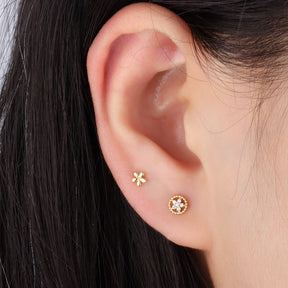 Dainty Flower Stud - OhmoJewelry